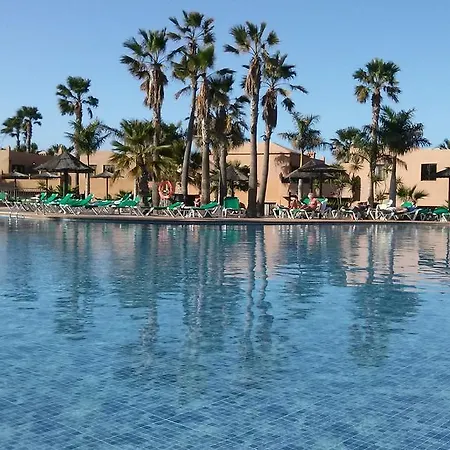 Oasis 公寓 *